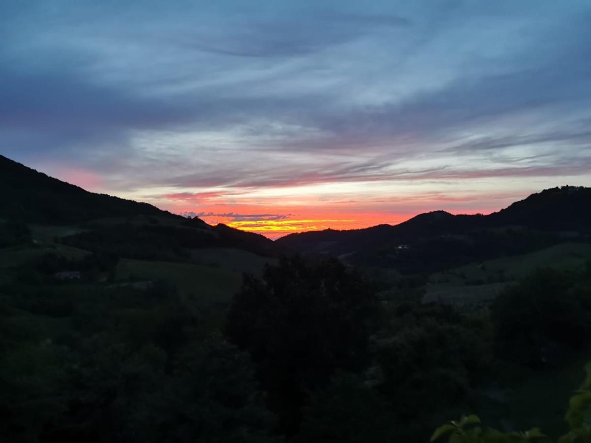 B&B Casa Percivalle Borgo Priolo Luaran gambar